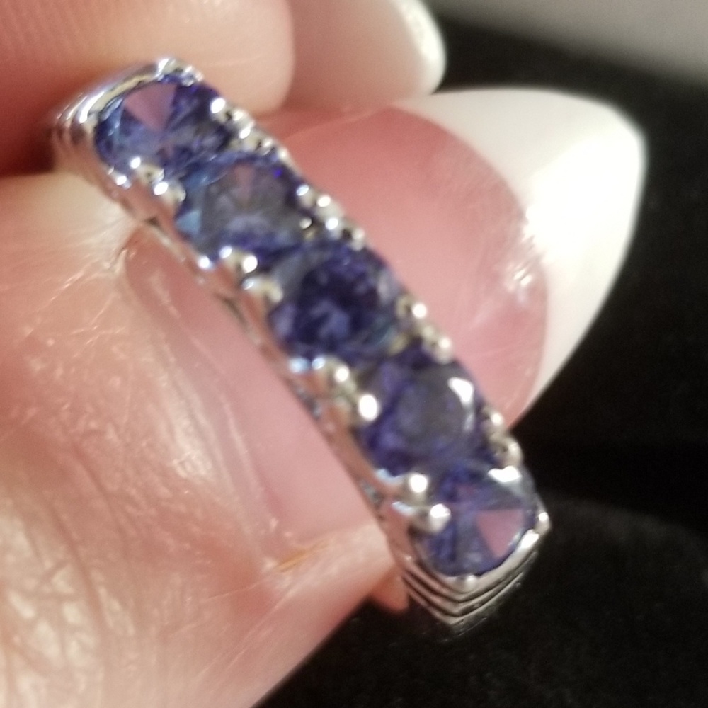 BLUE DIAMOND RING - Picture 7 of 7